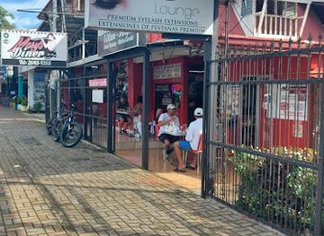 costa-rica/jaco/restaurant/mary-s-diner