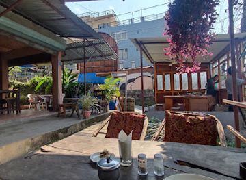 nepal/pokhara-valley/restaurant/flying-spirit-organic-kitchen