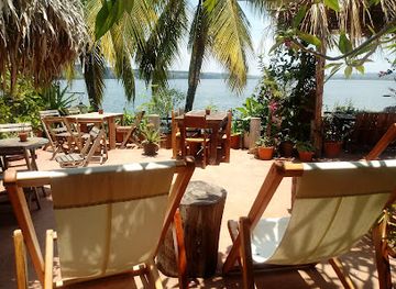 guatemala/peten/restaurant/restaurante-maracuya