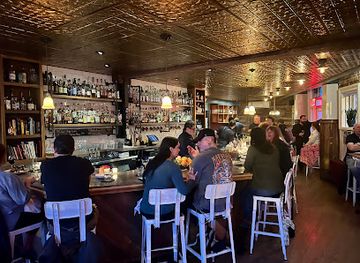 new-york/saratoga-springs/restaurant/hamlet-ghost