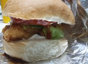 saint-kitts-and-nevis/saint-paul-charlestown-parish/restaurant/uptown-pizza