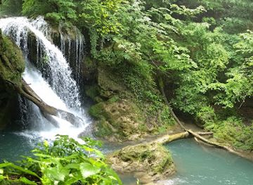 romania/cheile-nerei-national-park/restaurant/waterfall-at-vaioaga