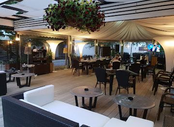 romania/prahova/restaurant/sky-restaurant-terrace