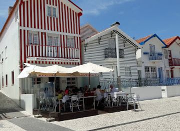 portugal/beira-litoral/restaurant/restaurante-praia-do-tubarao