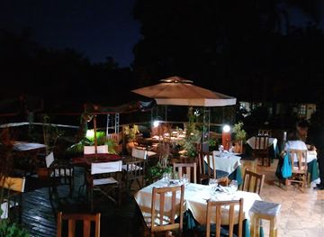 argentina/iguazu-falls-national-park/restaurant/jasy-restaurant-de-selva