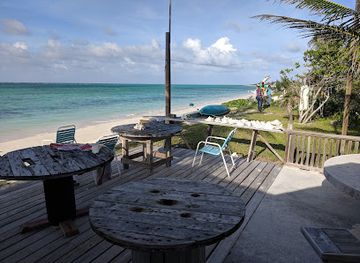 turks-and-caicos-islands/middle-caicos/restaurant/baracuda-beach-bar-and-grill