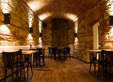 czechia/north-bohemia/restaurant/husinec