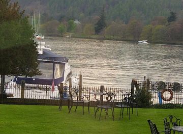 united-kingdom/lake-district-national-park/restaurant/the-lakeview-restaurant-at-macdonald-old-england-hotel
