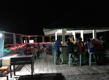 philippines/pagudpud/restaurant/pebble-beach-bar-grill