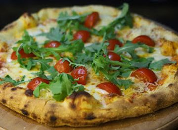 moldova/vatra/restaurant/pizza-pe-vatra