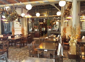 romania/bucharest/restaurant/caru-cu-bere