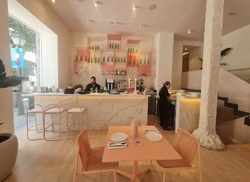 spain/madrid/restaurant/mudra-plant-based-food-healthy-food-madrid