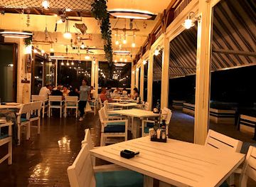 romania/constanta-mamaia/restaurant/blue-acqua-restaurant-mamaia-lac