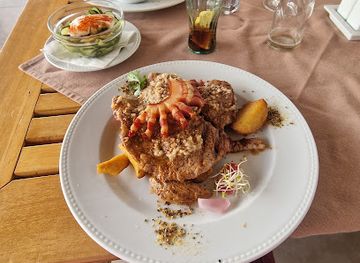 hungary/southern-transdanubia/restaurant/majthenyi-preshaz-borozo