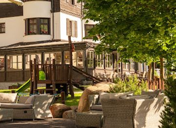 czechia/krkonose/restaurant/savoya-restaurant-lounge