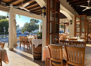 cyprus/kato-paphos/restaurant/happy-island-restaurant