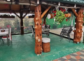 romania/bucovina/restaurant/coliba-cocostarcului