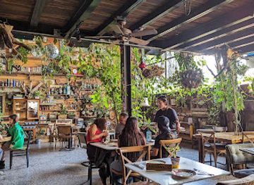 colombia/medellin/el-poblado/restaurant/alambique