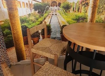 spain/granada/realejo-san-matias/restaurant/la-revolera