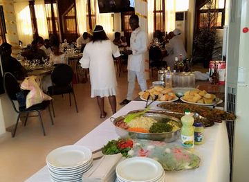 togo/lake-togo-area/restaurant/jra-palace