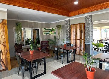 samoa/mulifanua/restaurant/traders-point-samoa