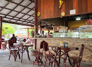 nicaragua/rio-san-juan/restaurant/la-choza