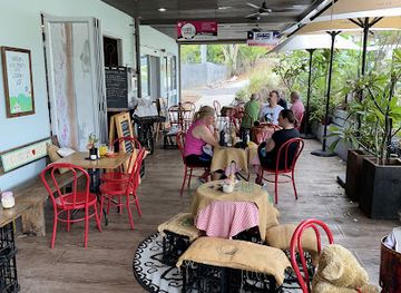 australia/airlie-beach/restaurant/cafe-one-3
