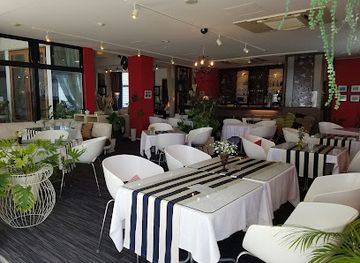 japan/tottori-sand-dunes/restaurant/ray-garden