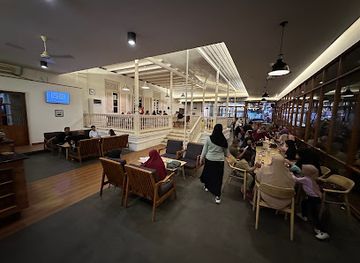 indonesia/gorontalo/restaurant/community-house