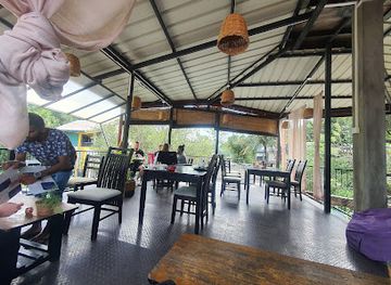 sri-lanka/ella/restaurant/rainbow-cafe