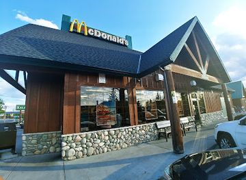 montana/yellowstone-national-park/restaurant/mcdonald-s