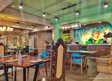 philippines/taal-volcano/restaurant/dekada-historic-filipino-cuisine-tagaytay