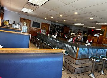 new-hampshire/hanover/restaurant/the-fort-at-exit-18