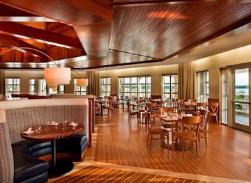 florida/cape-coral/restaurant/marker-92-waterfront-bar-bistro