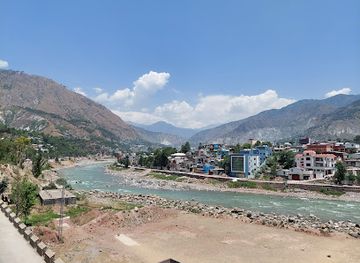 pakistan/neelum-valley/restaurant/grandeur-hotel-muzaffarabad