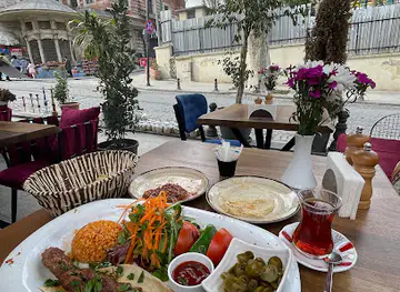 Gulhane Sark Sofrasi
