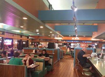 california/costa-mesa/restaurant/norms-restaurant