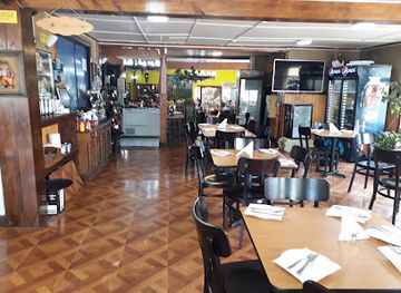 chile/puerto-natales/restaurant/restaurante-la-picada-de-carlitos