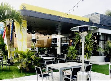 florida/st-petersburg/restaurant/salty-nun