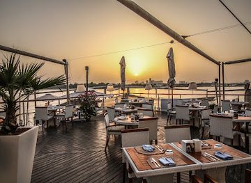 united-arab-emirates/hajar-mountains/restaurant/the-boardwalk