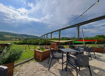 hungary/southern-transdanubia/restaurant/volgyhid-konyha-ret