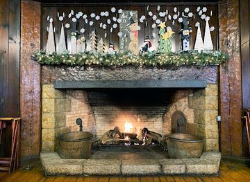 illinois/starved-rock-state-park/restaurant/starved-rock-lodge-conference-center