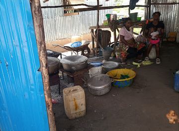 liberia/kakata/restaurant/ma-quita-binda-food-center
