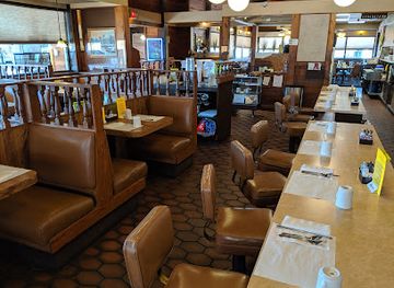 south-dakota/sioux-falls/restaurant/crack-d-pot-restaurant-bakery