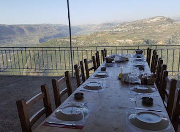 lebanon/chouf-district/restaurant/talet-shkeef