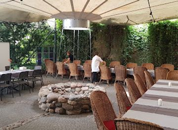 poland/greater-poland/restaurant/piwnica-pod-orlem