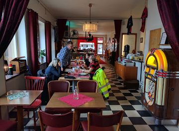 sweden/norrkoping/restaurant/broadway-cafe-konditori-kvarterskrog