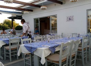 greece/rhodes/faliraki/restaurant/manolis-taverna