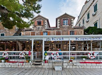 croatia/hvar/restaurant/kod-kapetana