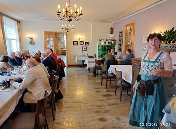 austria/weinviertel/restaurant/hausgnost-gasthaus-an-der-kreuzung
